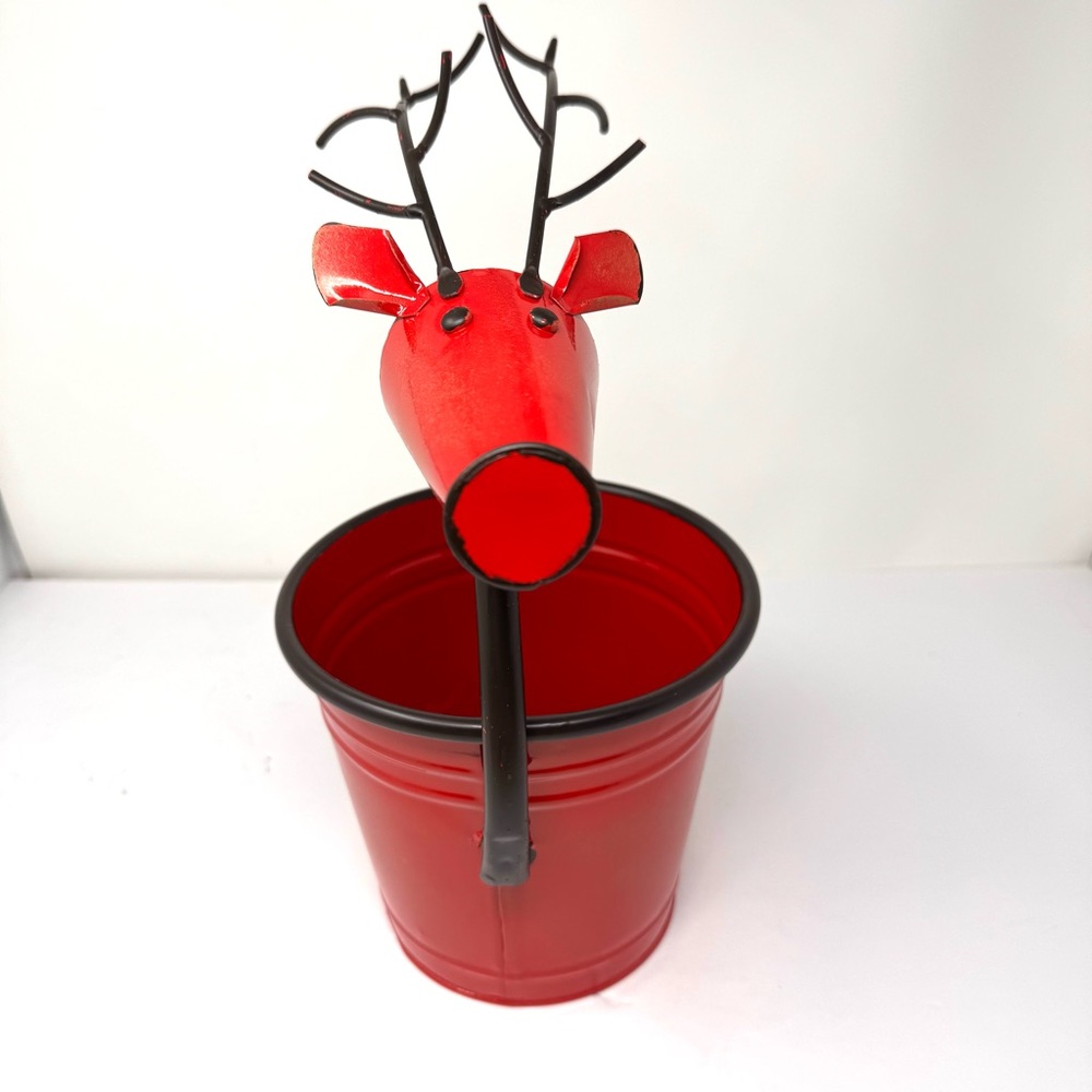 Metal reindeer bucket